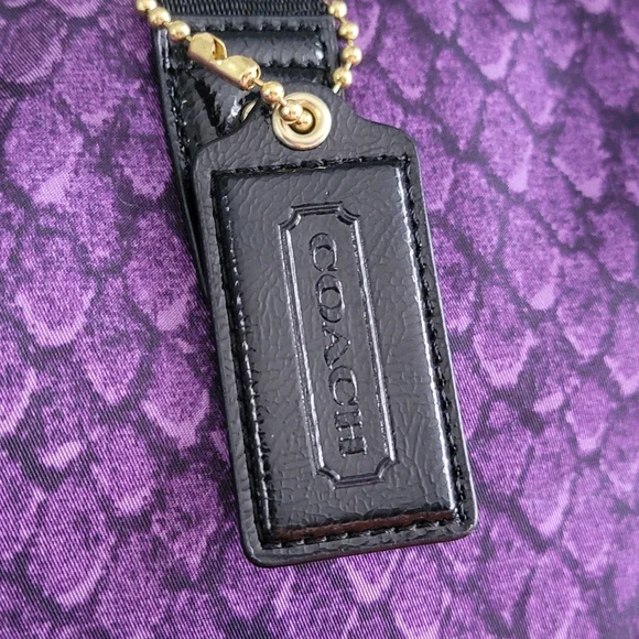 NWT Coach F77461 Gateway Snakeprint Packable Weekender Purple Canvas Pouch Bag - Picture 13 of 16